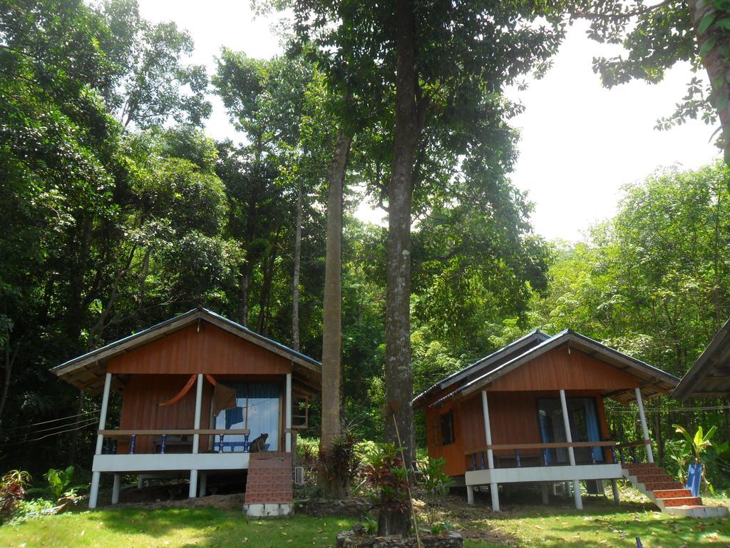 Elephant & Castle Koh Chang Room photo